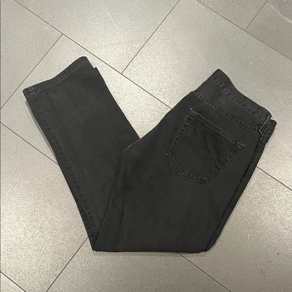 Levi’s Strauss men’s black denim jeans